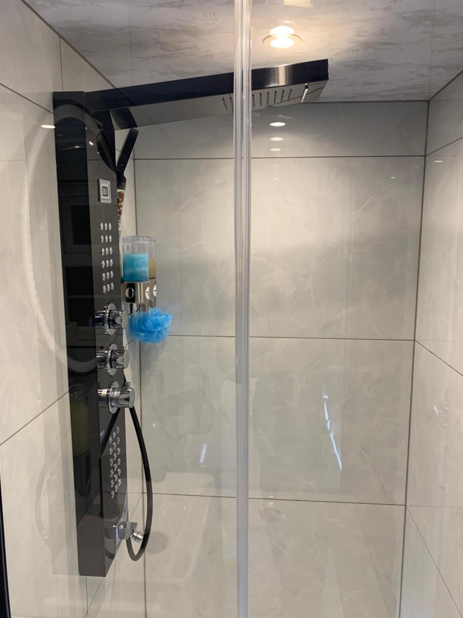 Air Conditioned Modern Double Bed Room With Private Attached Bathroom - Free Parking - Near London Heathrow Airport & Southall Broadway מראה חיצוני תמונה